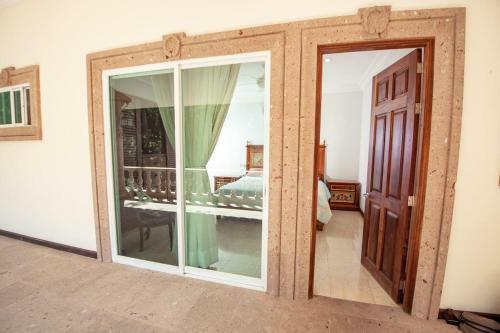 Casa Cantera Mansion de Lujo En Ixtapa