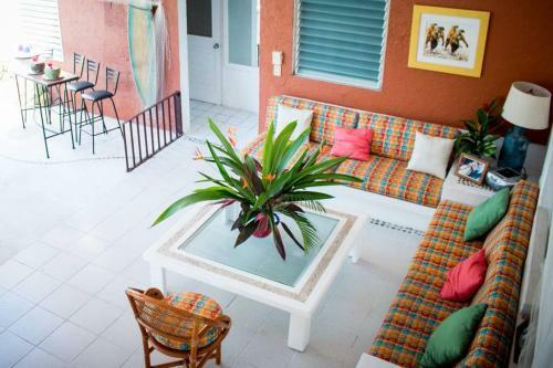 Tropical 4 Bedroom Beach House With Pool