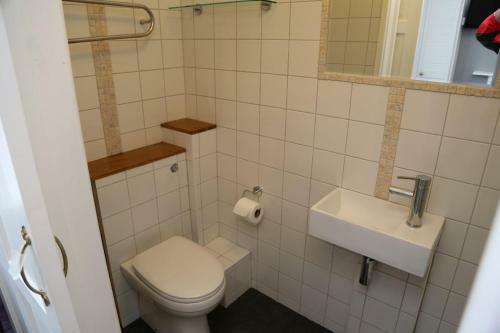 Hostal Acorns Guest House