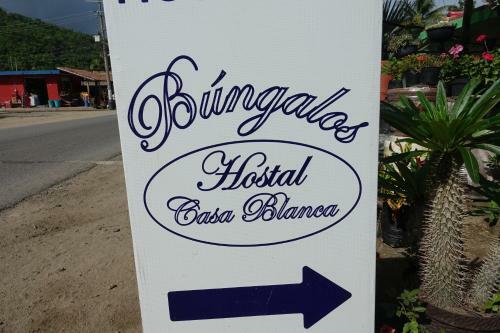 Hotel Bungalows Casa Blanca