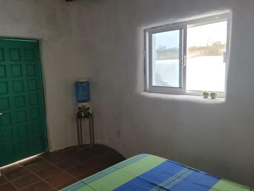 Hostal The O'asis