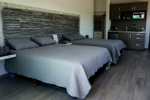 Hotel Rancho Sotolar - Glamping Linares
