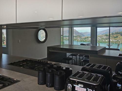 Alpine Retreat - Panoramic Views