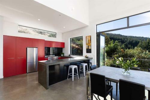 Modern Alpine Living With Spectacular View