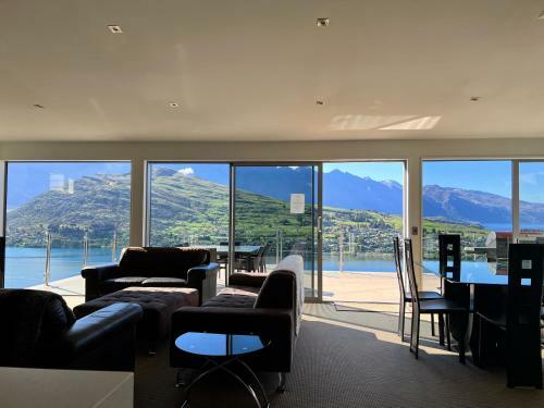 Premium Holiday Home With Stunning Views And Spa