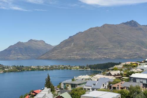 Premium Holiday Home With Stunning Views And Spa