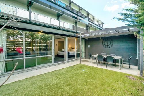 Apartamento Central Location - Contemporary 2 Bedroom Aptm