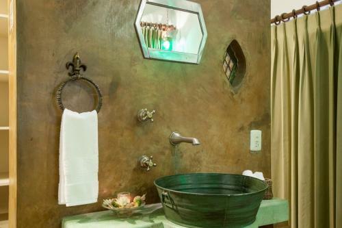 Casa Abuelita: An Exquisite, Historic La Paz Home