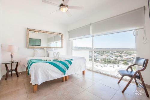 3rd Flr Condo With Spectacular Ocean View & Pool Onsite