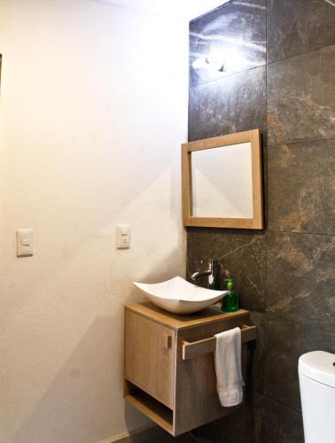 Hostal Suites Ciento 37