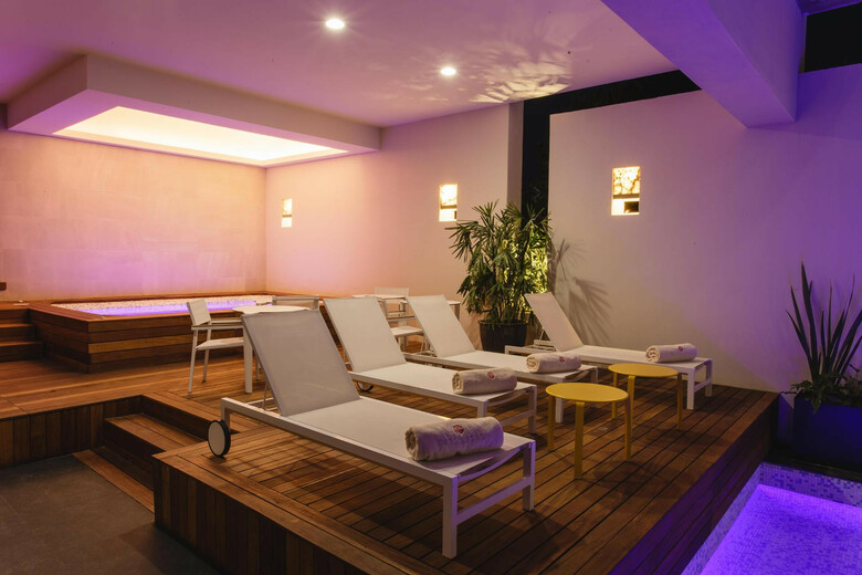 Metria Hotel