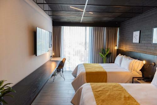 Fulton Business Luxury Hotel