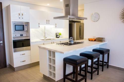 Real View Towers E208 By Casago