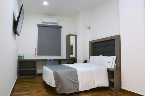 Hotel Bugari Aeropuerto Guadalajara
