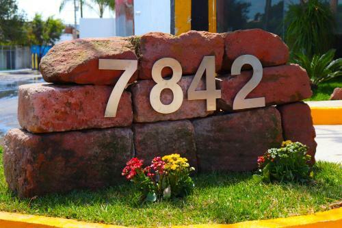Hotel Bugari Aeropuerto Guadalajara