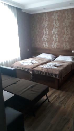 Hotel Chabarukhi