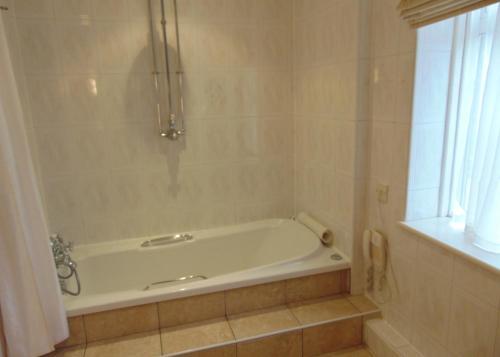 Nuthurst Grange Country House Hotel & Restaurant