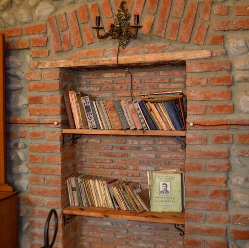 Hostal Dzveli Galavani -old Wall
