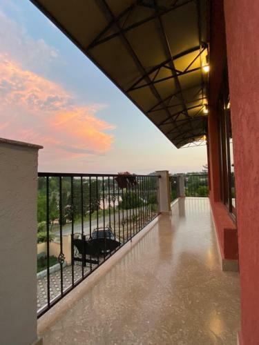 Hotel Lake House