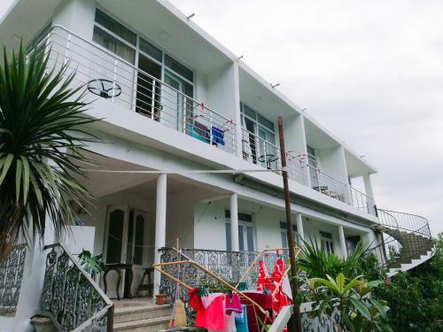 Hostal Albatross Kvariati Guest House