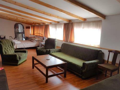 Bright Cozy Apartment Tbilisi Best Location
