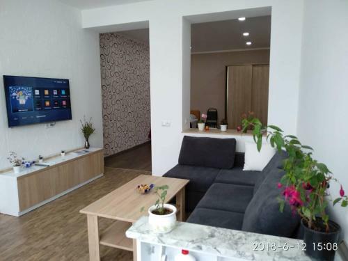 Old City Lg Apartment