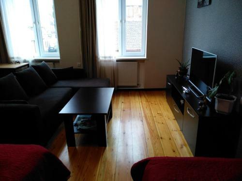 Old City Lg Apartment
