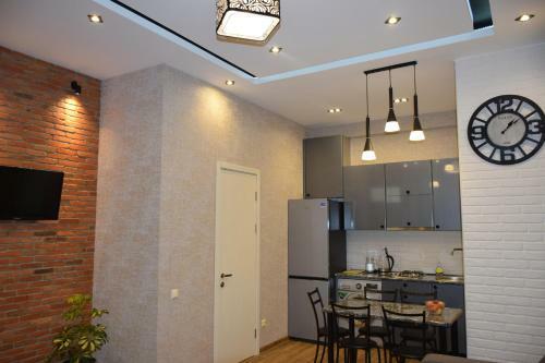 Tbilisi Modern Apartment On Rustaveli Avenue