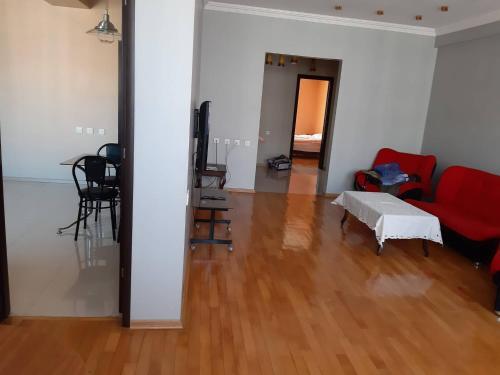 Apartment On Chavchavadze 21