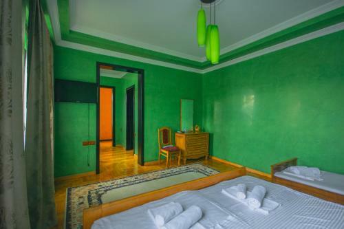 Hostal Sister's Warm Guest House