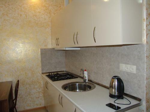 Studio Apartment -magnolia 4 Khimshiashvili Street