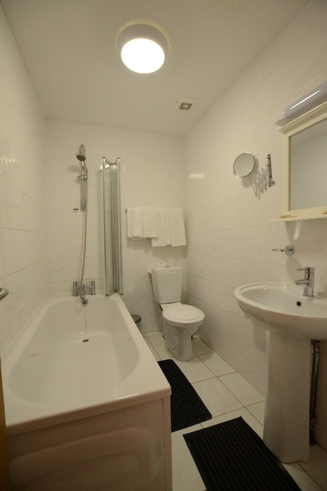 Britannia Inn Hotel