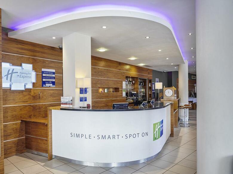 Hotel Holiday Inn Express London - Newbury Park