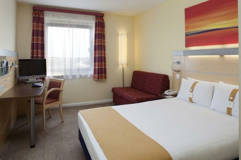 Hotel Holiday Inn Express London - Newbury Park