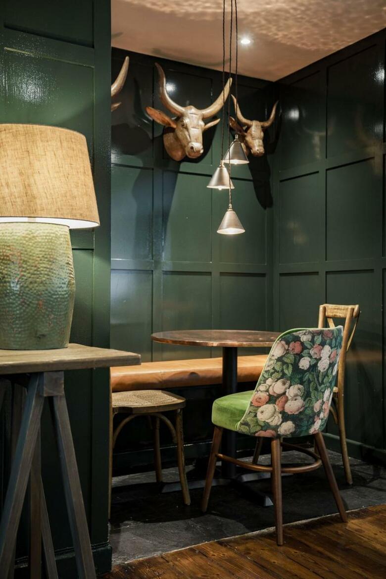 The Bear Of Rodborough Hotel