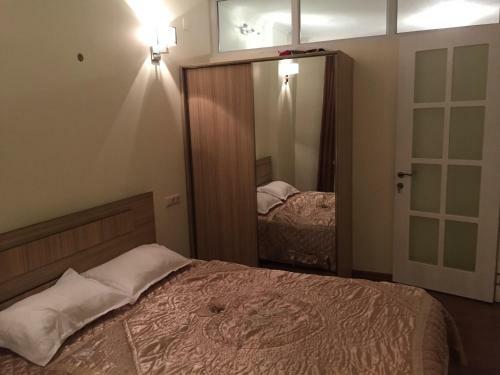 Old Batumi Spacious Apartment