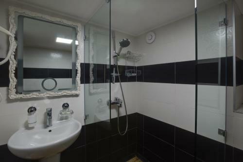 Bed & Breakfast Apart Hotel Orbi Residence