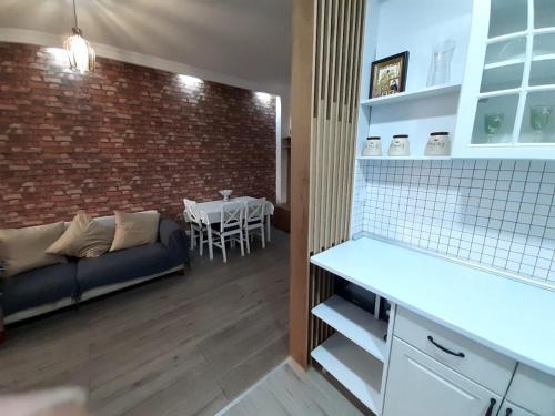 Apartment On Baratashvili Str,