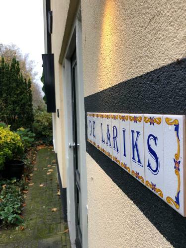 Hostal De Lariks
