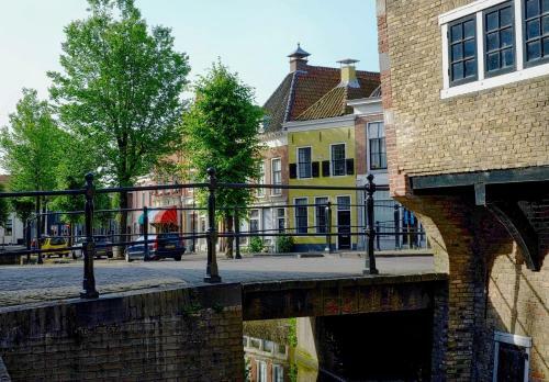 Huisje Aan de Gracht