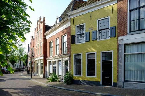 Huisje Aan de Gracht