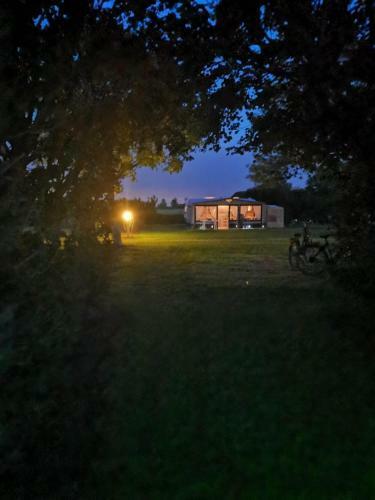 Chalets Op Minicamping Dorpszicht