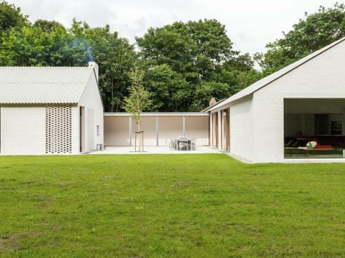 Commodious Villa In Zeeland Dunes With Sauna