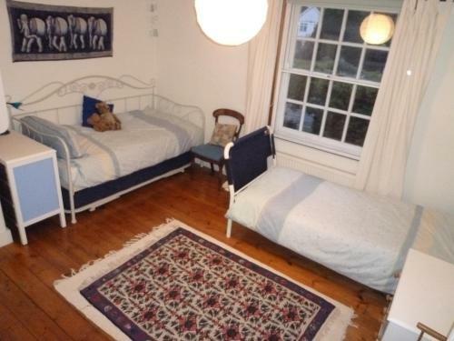 Manor Cottage Bed And Breakfast