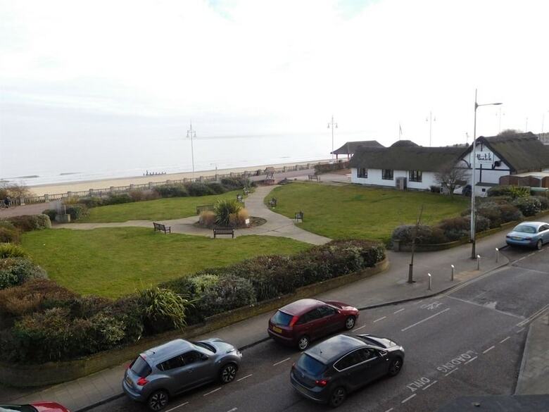 Hostal Somerton Guest House