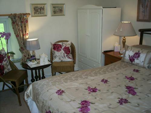 Bed & Breakfast Helstone House