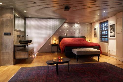 Bed & Breakfast In Den Paerd Gelogeerd