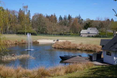 Bed & Breakfast In Den Paerd Gelogeerd