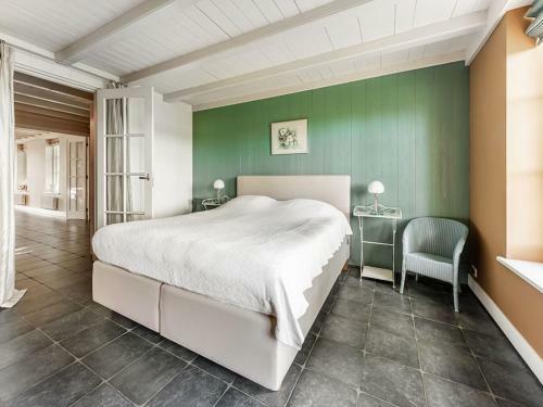 Spacious Holiday Home In Heiloo With A Large Garden