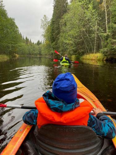 Stuga Ros Naturcamping Lagom